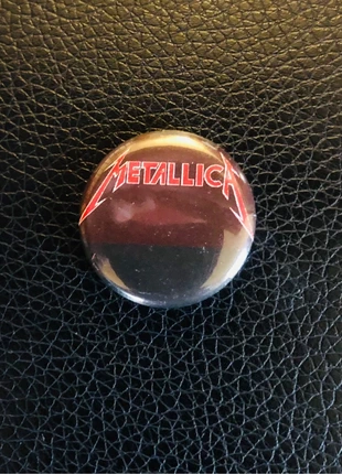 Metallica spilla, brand: Metallica, condizioni: Nuovo senza cartellino, €2.50, €3.33 include la Protezione acquisti