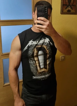 Camiseta Metallica sin mangas, brand: Metallica, condizioni: Ottime, taglia: M, €9.00, €10.15 include la Protezione acquisti