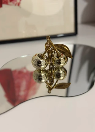 Porte-clé 3D motif cerise dorée inspiration coquette tendance aesthetic pinterest cadeau Noël, marque: Tendance, état: Neuf avec étiquette, 9,00 €, 10,15 € Protection acheteurs incluse