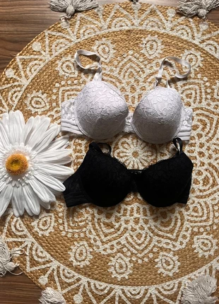 Lot de 2 soutiens-gorge Influx taille 100C blanc et noir, confortable, marca: Influx, estado: Muy bueno, tamaño: 100C, 5,00 €, 5,95 € Protección al comprador incluida