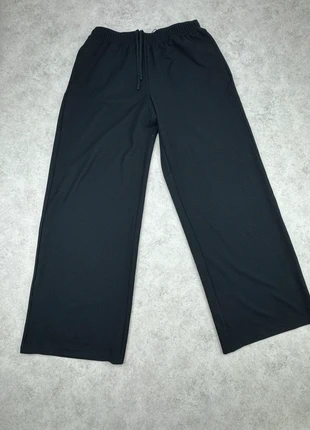 Pantalon large Bershka – Taille L – Noir – Neuf avec Étiquette, brand: Bershka, condizioni: Nuovo con cartellino, taglia: L / IT 44 / EU 40, €12.00, €13.30 include la Protezione acquisti Pro