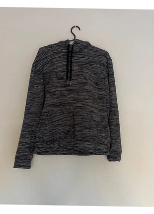 Sweat à capuche gris, marque: Pier One, état: Très bon état, taille: S, 2,00 €, 2,80 € Protection acheteurs incluse