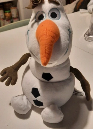 Peluche Olaf 25 cm, marque: Disneyland Paris, état: Très bon état, taille: 3-6 mois / 62 cm, 4,00 €, 4,90 € Protection acheteurs incluse