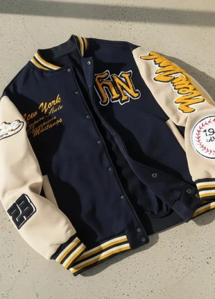 Veste Varsity Bleu Marine Beige – Vintage / Sporty / Automne-Hiver / Streetwear, brand: Solène Rosefield, condizioni: Ottime, taglia: M, €49.90, €53.10 include la Protezione acquisti