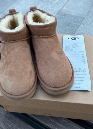 Neu! Ugg Ultra Mini, marque: UGG, état: Neuf avec étiquette, taille: 39, 105,00 €, 110,95 € Protection acheteurs incluse