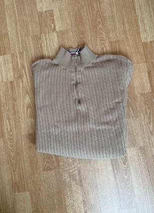 Pull torsadé tommy hilfiger beige, marque: Tommy Hilfiger, état: Neuf sans étiquette, taille: XS, 12,00 €, 13,30 € Protection acheteurs incluse
