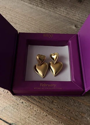 Gouden hartjes oorbellen, merk: My Jewellery, staat: Nieuw zonder prijskaartje, € 7,50, € 8,58 inclusief Kopersbescherming
