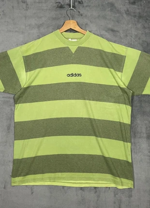 Vintage 90s Adidas Tshirt brodé | Size XL, brand: adidas, condition: Very good, size: XL, €20.00, €21.70 includes Buyer Protection Pro