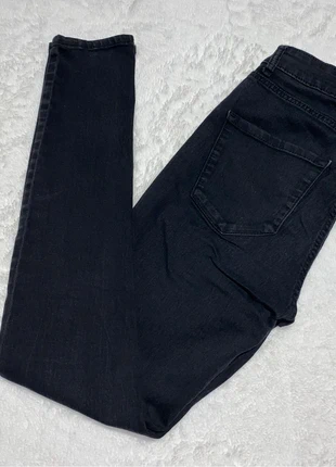 🖤 Jean skinny noir – Taille 36 – Très bon état 🖤, marca: Kiabi, estado: Muy bueno, tamaño: S / 36 / 8, 6,50 €, 7,53 € Protección al comprador incluida