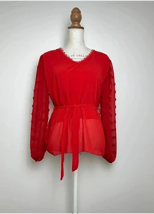 Blouse rouge, ceinture à la taille et manches longues transparente – Taille M (38), condition: Very good, size: M / 38 / 10, €8.00, €9.10 includes Buyer Protection