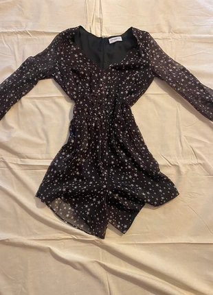 Abito boutique da stella dress with stars, brand: Boutique Italiana, condizioni: Nuovo senza cartellino, taglia: S / IT 40 / EU 36, €10.00, €11.20 include la Protezione acquisti