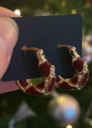 Goudkleurige rode emaille oorbellen – vintage look, elegante chunky hoops, merk: ELEGANTE, staat: Nieuw met prijskaartje, € 2,00, € 2,80 inclusief Kopersbescherming