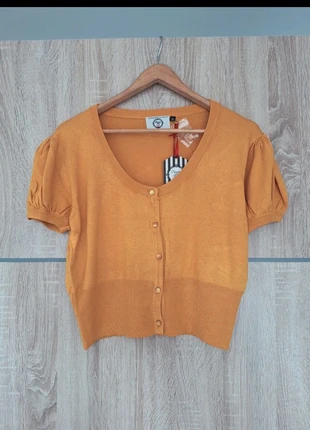 "Short plain" Cardigan oldgold - Banned - Maat XL 42, merk: Dancing Days by BANNED, staat: Nieuw met prijskaartje, maat: XL / 42 / 14, € 17,50, € 19,08 inclusief Kopersbescherming Pro