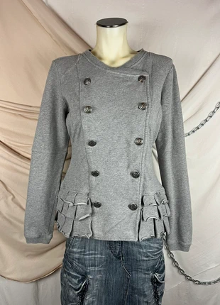 Grey structured jacket with parallel buttons and ruffled details, marque: Vintage, état: Très bon état, taille: L / 40 / 12, 54,00 €, 57,40 € Protection acheteurs (Pro) incluse
