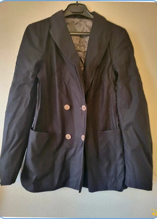 Jolie veste courte Calvin Klein taille M Ref 17IT619, marca: Calvin Klein, estado: Muy bueno, tamaño: M / 38 / 10, 9,80 €, 10,99 € Protección al comprador incluida