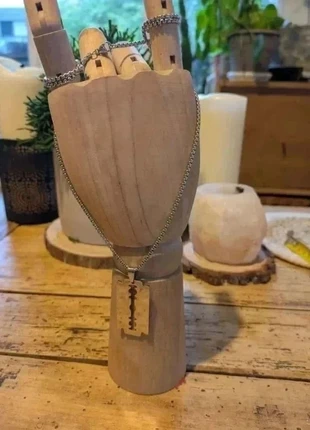 Pendentif lame de rasoir argentée – Style rock & gothique – Neuf, marke: rock, zustand: Sehr gut, 5,00 €, 5,95 € beinhaltet Vinted-Käuferschutz Pro