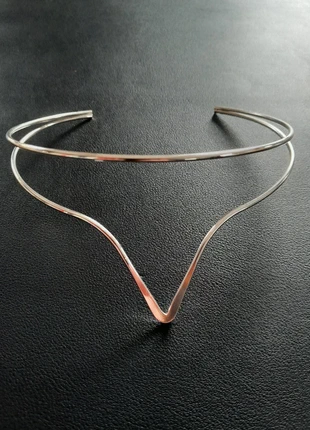 Collier jonc ethnique en V, condition: Very good, €12.00, €13.30 includes Buyer Protection Pro