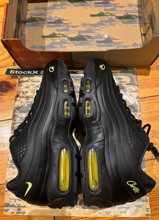 Airmax 95 x Corteiz Black stock-x, marca: Nike x Corteiz, estado: Novo com etiquetas, tamanho: 43, €95.00, €100.45 inclui Proteção do Comprador