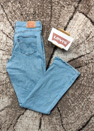 Jean Uni - Levi's - Classic Bootcut -Taille W31 L32 / Bleu / Très bon État / Qualité Premium, marque: Levi's, état: Très bon état, taille: L / 40 / 12, 19,99 €, 21,69 € Protection acheteurs incluse