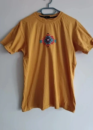 T-shirt Wrung S moutarde motif oriental streetwear hip hop, brand: Wrung, condition: Very good, size: S, €5.00, €5.95 includes Buyer Protection
