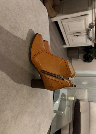 bottines camel, marque: casta, état: Neuf sans étiquette, taille: 38, 35,00 €, 37,45 € Protection acheteurs incluse