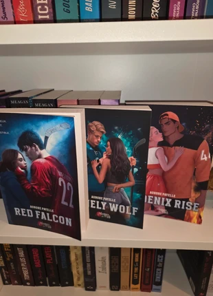 Red falcon - lonely wolf - phoenix rise, état: Très bon état, 45,00 €, 47,95 € Protection acheteurs incluse