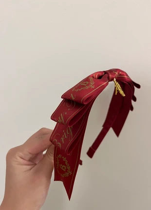 Red hairband headband, marke: Lolita, zustand: Sehr gut, größe: Einheitsgröße, 29,00 €, 31,15 € inklusive Vinted-Käuferschutz