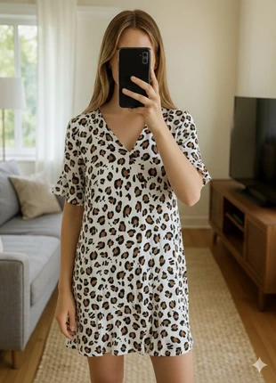 Robe Zara imprimé léopard blanc/marron taille S TBE, état: Très bon état, taille: S / 36 / 8, 14,00 €, 15,40 € Protection acheteurs incluse