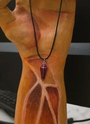 Collana con cassa da morto rossa, état: Neuf sans étiquette, 3,00 €, 3,85 € Protection acheteurs incluse