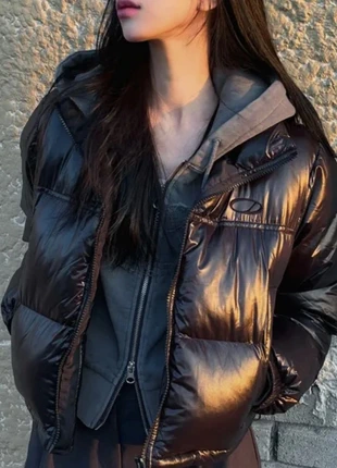 Musinsa odd studio glossy echo puffer short padded jumper, marque: The Korean Fashion, état: Neuf sans étiquette, taille: S / 36 / 8, 125,00 €, 131,95 € Protection acheteurs incluse