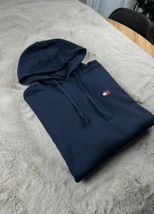 Sweat à capuche Tommy Jeans bleu marine XL logo brodé, marca: Tommy Jeans, estado: Muy bueno, tamaño: XL, 29,00 €, 31,15 € Protección al comprador Pro incluida