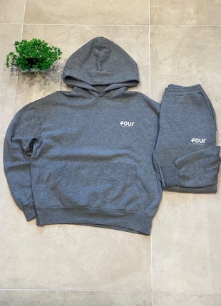 FOUR Amsterdam Joggingspak Grijs - Maat XS, merk: FOUR Amsterdam, staat: Heel goed, maat: XS, € 80,00, € 84,70 inclusief Kopersbescherming