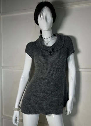 Grey Woolen Sweater Blouse, brand: Affinités, condizioni: Ottime, taglia: S / IT 40 / EU 36, €4.00, €4.90 include la Protezione acquisti