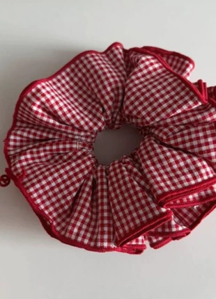 Chouchou Sézane neuf, marque: Sézane, état: Neuf sans étiquette, 8,00 €, 9,10 € Protection acheteurs incluse