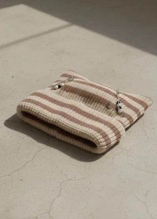 Bonnet rayé vert menthe et beige - Tricot, rayé, tendance, Y2K, brand: création laine, condition: Very good, size: One size, €39.90, €42.60 includes Buyer Protection