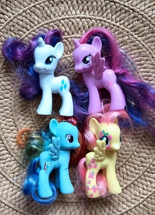 4 My littler pony g4, marca: Hasbro, estado: Muy bueno, tamaño: 3 años / 98 cm, 10,00 €, 11,20 € Protección al comprador incluida