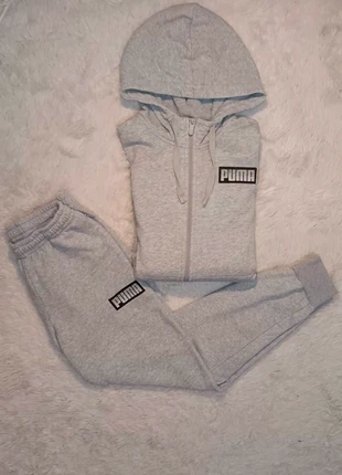 Ensemble Puma Gris – Taille M – Très Bon État, merk: Puma, staat: Goed, maat: M, € 50,00, € 53,20 inclusief Kopersbescherming