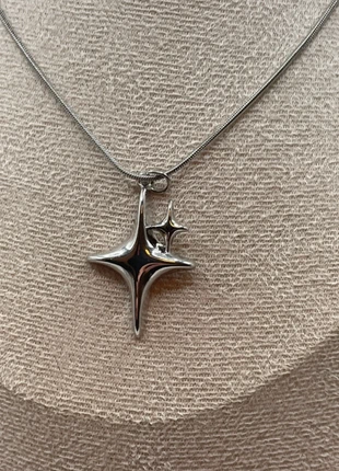 Collier étoile style Y2K Vintage Chrome, marque: CHROME, état: Très bon état, 6,00 €, 7,00 € Protection acheteurs incluse