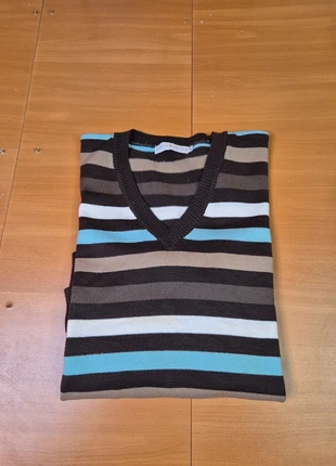 Pull col v fin Cache-Cache, marque: Cache Cache, état: Très bon état, taille: M, 3,00 €, 3,85 € Protection acheteurs incluse