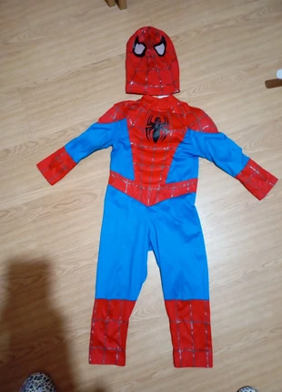 Disfraz Spiderman niño 4 años, brand: H&M, condizioni: Discrete, taglia: 4 anni / 104 cm, €4.50, €5.43 include la Protezione acquisti