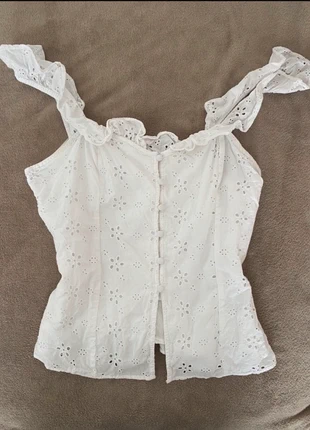 White top with buttons coquette style / cottagecore, marque: H&M, état: Très bon état, taille: M / 38 / 10, 5,00 €, 5,95 € Protection acheteurs incluse
