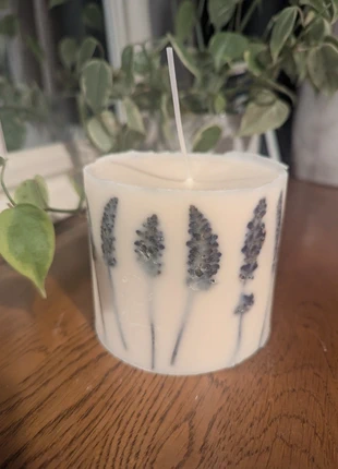 Soya wax large candle real flowers, brand: Soya, condition: New without tags, £5.00, £5.95 includes Buyer Protection