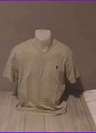 tee shirt homme gris ralph lauren col v logo brodé marine taille l, marke: Ralph Lauren, zustand: Sehr gut, größe: L, 23,00 €, 24,85 € inklusive Vinted-Käuferschutz