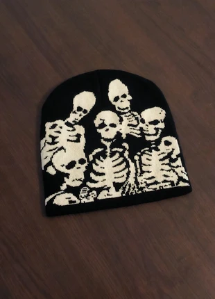 Bonnet noir groupe de squelettes, marque: bonnet y2k, état: Neuf sans étiquette, taille: Taille unique, 9,00 €, 10,15 € Protection acheteurs incluse