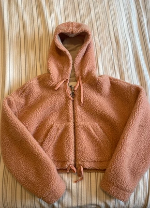 Veste Hollister, marque: Hollister, état: Neuf sans étiquette, taille: S / 36 / 8, 20,00 €, 21,70 € Protection acheteurs incluse