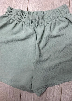short femme Shein ample taille élastiquée vert d'eau texturé crêpe taille L, brand: Shein, condition: Very good, size: L / 40 / 12, €2.50, €3.33 includes Buyer Protection