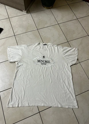 T-shirt mezza manica, brand: Mnml, condizioni: Buone, taglia: XXXL, €5.00, €5.95 include la Protezione acquisti