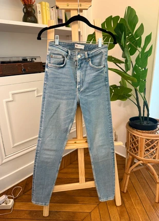 Jean bleu skinny Zara, marque: Zara, état: Neuf sans étiquette, taille: S / 36 / 8, 8,00 €, 9,10 € Protection acheteurs incluse