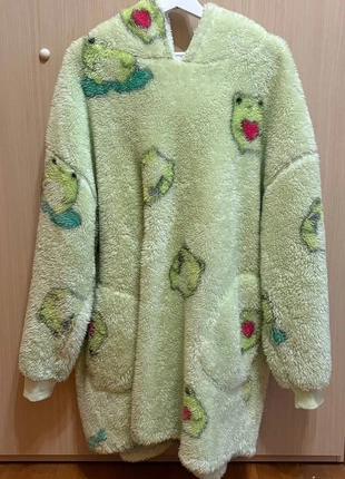 Felpa–coperta Primark oversize – verde con ranocchie (M/L), marque: Primark, état: Très bon état, taille: L / 40 / 12, 6,00 €, 7,00 € Protection acheteurs incluse