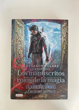 Cazadores de sombras. Los manuscritos rojos de la magia., état: Neuf sans étiquette, 13,50 €, 14,88 € Protection acheteurs incluse